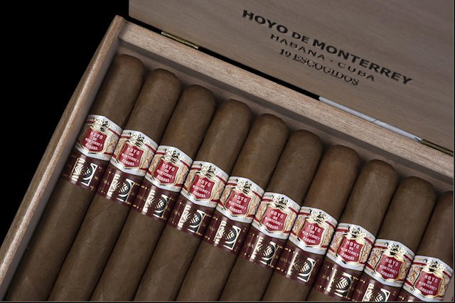 Hoyo De Monterrey Escogidos – Premium Cuban Cigars | Official Cigar Store Hoyo De Monterrey Escogidos premium Cuban cigar crafted with aged tobacco leaves, offering a smooth draw, delicate aroma, and an elegant luxury smoking experience from Official Cigar Store.