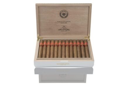 Juan López Selección Especial LCDH premium Cuban cigar crafted with aged tobacco leaves, offering a smooth draw, rich aroma, and a refined luxury smoking experience from Official Cigar Store.