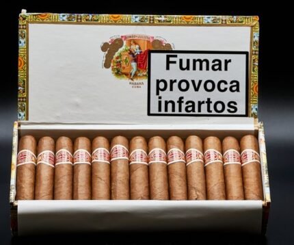 Romeo y Julieta Short Churchill box of 10 premium Cuban cigars handcrafted with aged tobacco leaves, delivering a smooth draw and rich, balanced smoking experience.