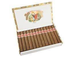 Romeo y Julieta Exhibición No.4 box of 25 premium Cuban cigars handcrafted with aged tobacco leaves, offering a smooth draw and rich, balanced smoking experience.